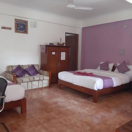 Blue Planet Lodge & Restaurant Pokhara Bagian luar foto